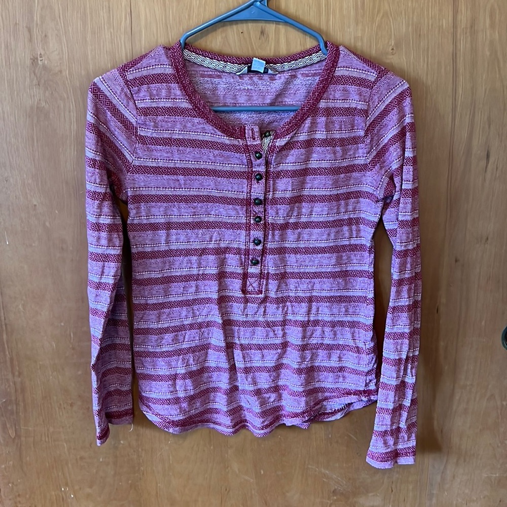 Lucky Brand Red Long Sleeve Henley Button Shirt Down Detail